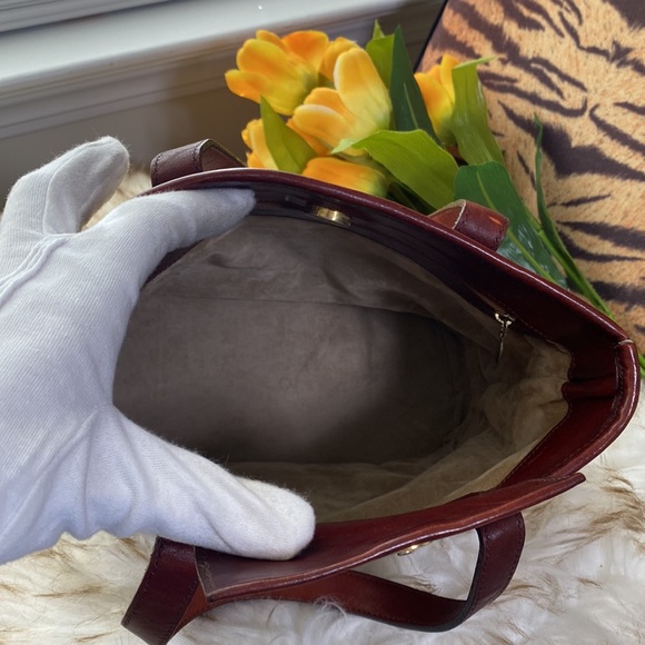 Brahmin vintage mini tan canvas handbag with brown leather trim - Picture 5 of 9